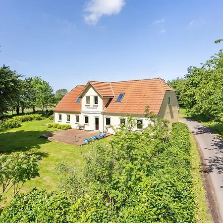 Holiday home Rouwen - 1km From The Sea By Interhome