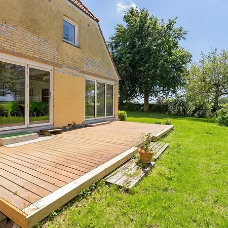 Holiday home Rouwen - 1km From The Sea By Interhome